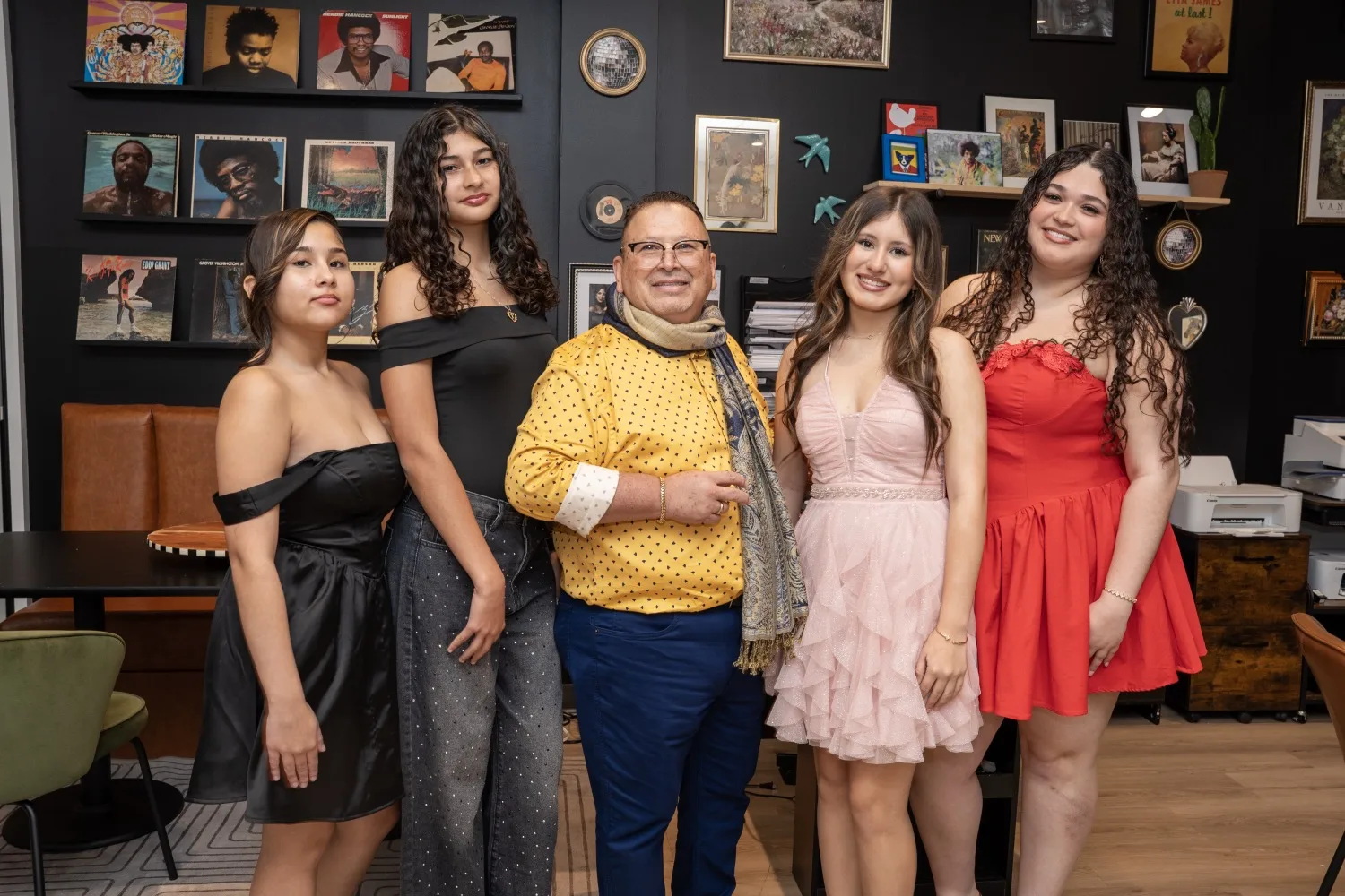 Jenny Caso en una celebración con su familia